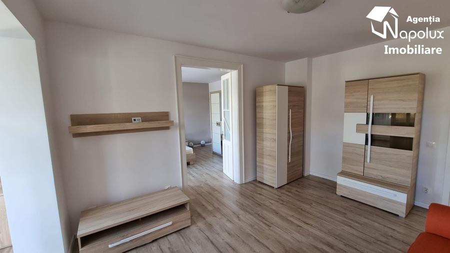 Casă individuală cu 3 camere cu Garaj în Gruia