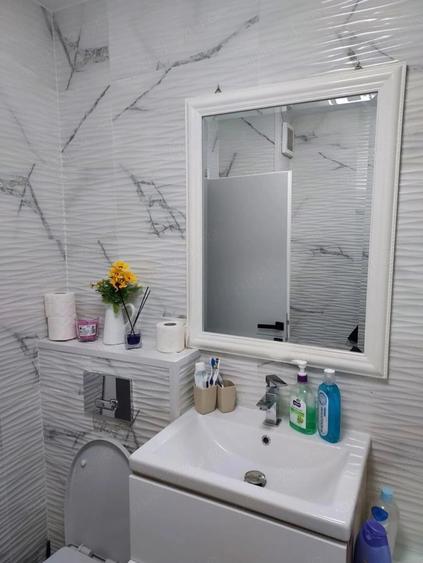 Apartament cu 3 camere decomandat în Găvana
