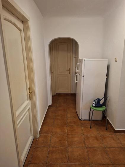 Apartament cu 4 camere decomandat în Brazda lui Novac