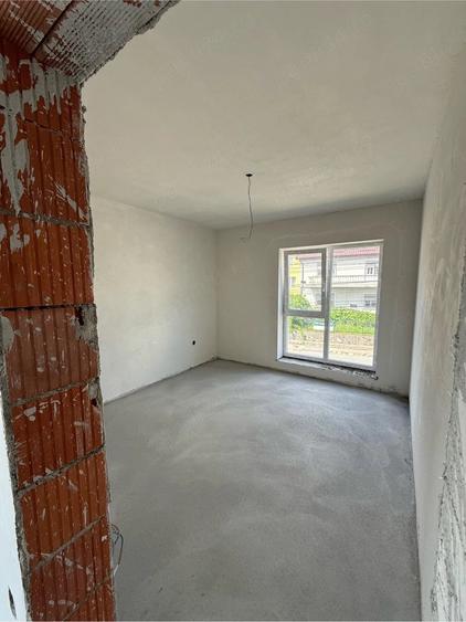 Apartament cu 4 camere decomandat în Ultracentral
