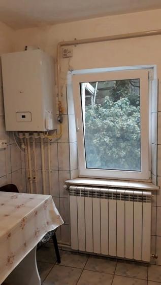 Apartament cu 2 camere decomandat, mobilat în Vest
