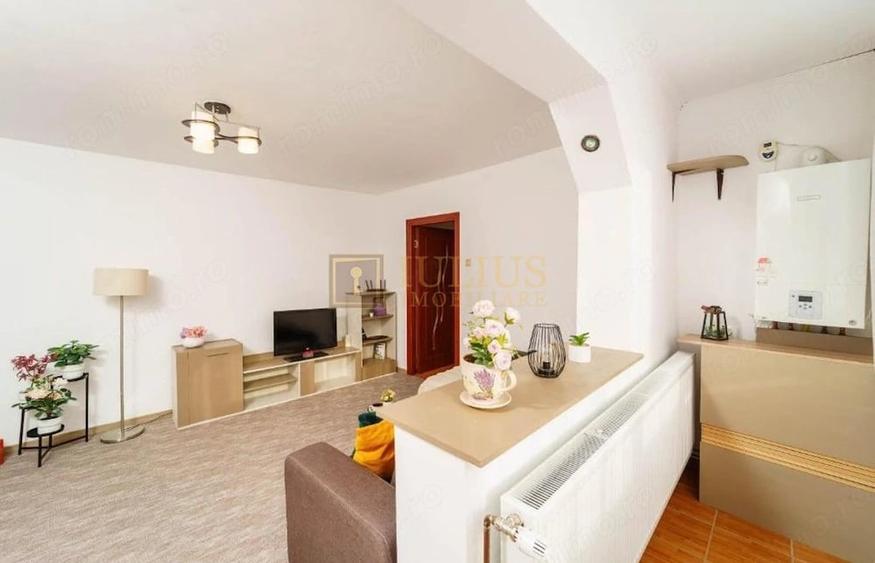 Apartament cu 3 camere decomandat, mobilat în Cetății