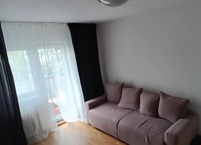 Apartament 2 Camere,Berceni,bl.reabilitat,et.5/10,DECOMANDAT,Amenajat,Liber - 1