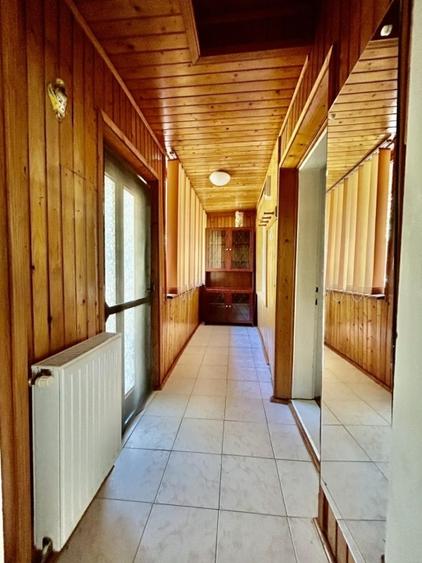 Casă individuală cu 4 camere cu Teren 264 Mp în Central