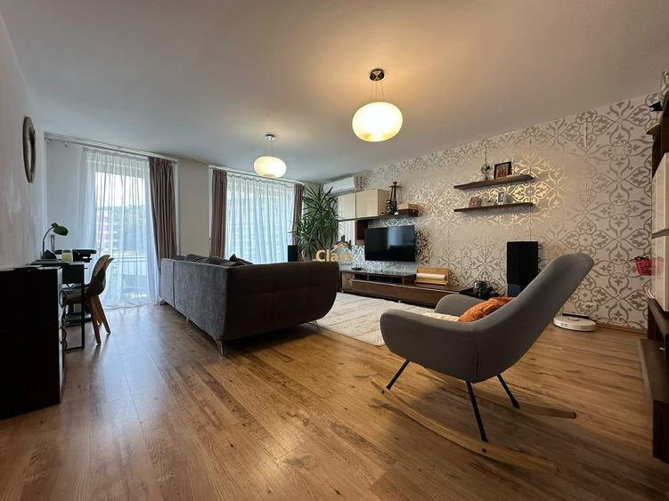 Apartament cu 3 camere decomandat, mobilat în Mănăștur
