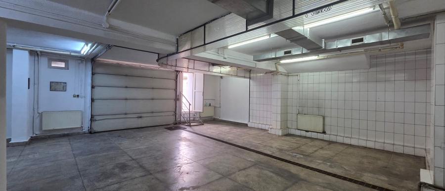 Spațiu comercial, de 137 mp, în Brașovul Vechi
