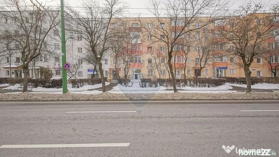 Spațiu comercial, de 40 mp, în Vlahuță