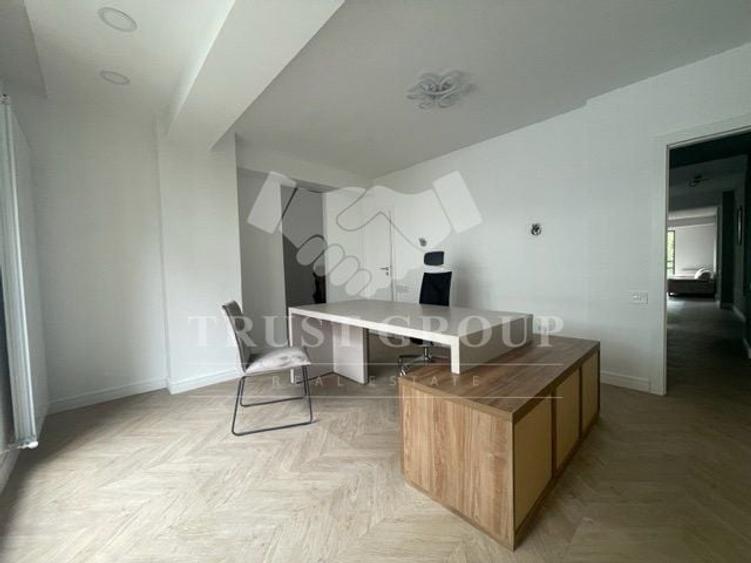 Apartament cu 4 camere decomandat, mobilat în Clucerului