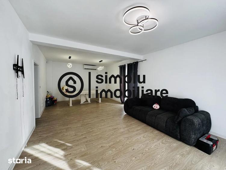 Casă cu 3 camere cu Teren 285 Mp în Malu Mare