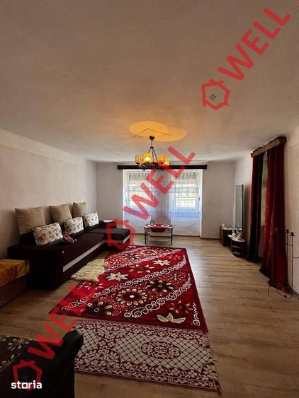 Casă cu 2 camere cu Teren 493 Mp în Bunești
