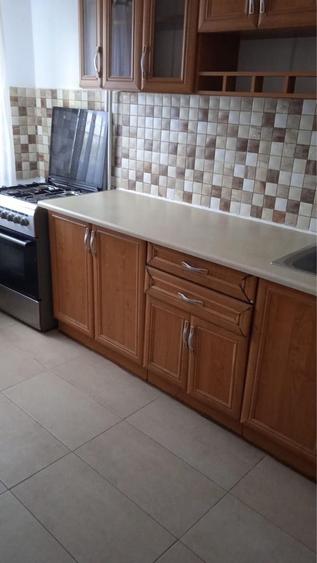 Apartament cu 2 camere decomandat, mobilat în Trocadero
