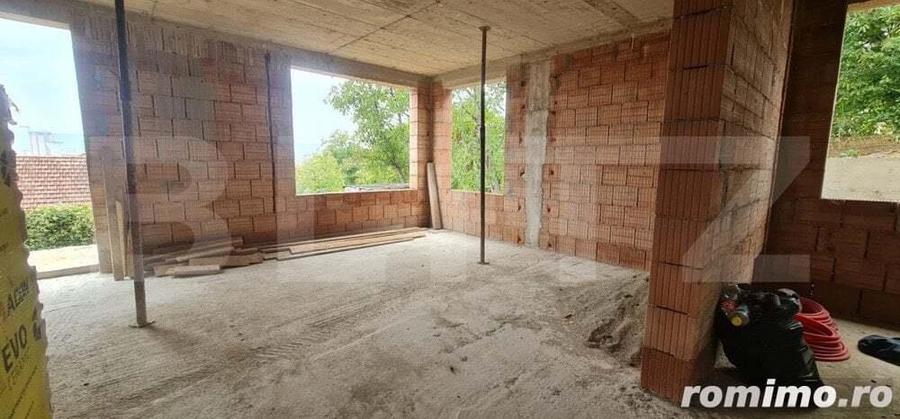 Casă cu Teren 190 Mp în Dâmbul Rotund