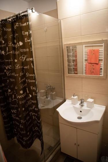 Ultracentral-apartament 2 camere ideal investiție - 8
