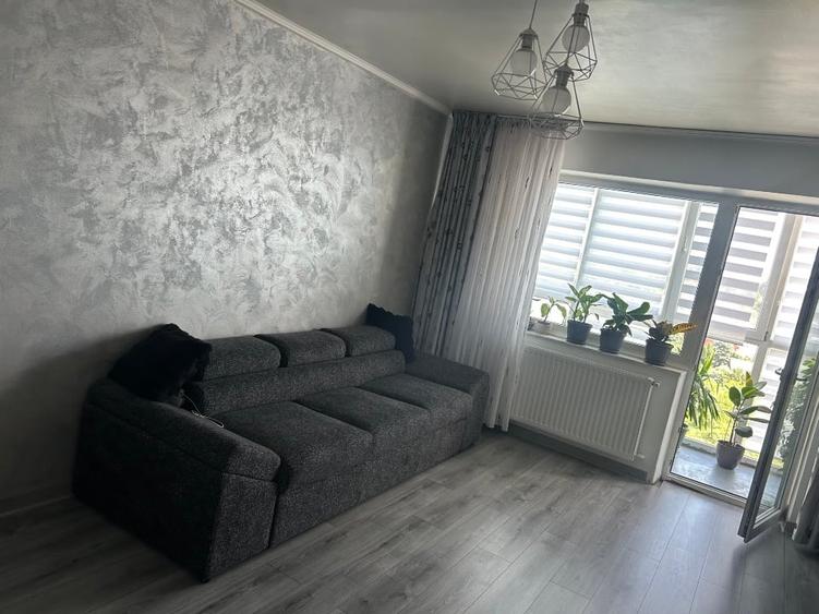 Apartament cu 3 camere decomandat, mobilat în Km 4-5