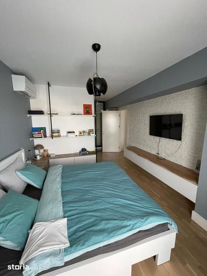 Apartament cu 3 camere în Tei