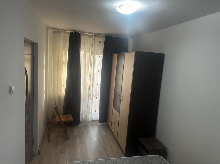 Apartament cu 2 camere în Podu Roș