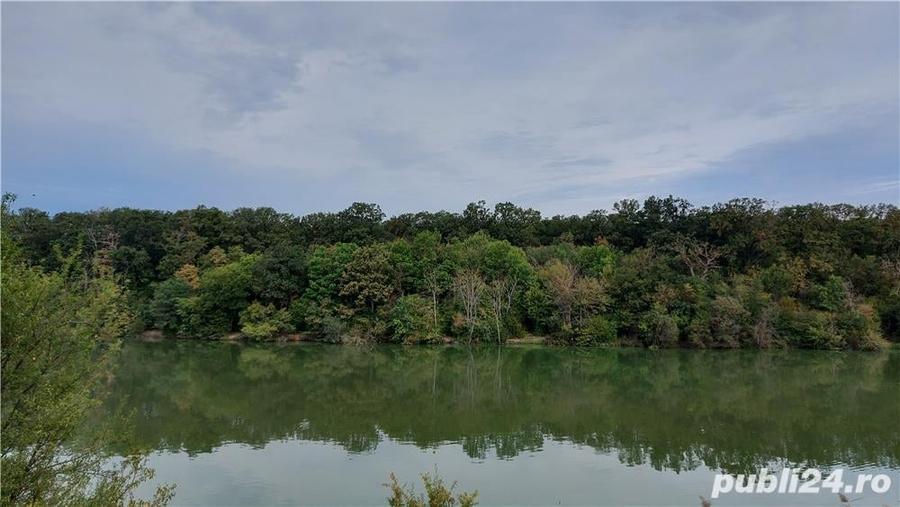 Teren de 900 mp, în Brănești