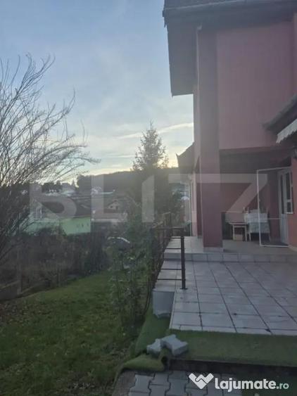 Casă cu 4 camere cu Teren 1270 Mp în Sâncraiu de Mureș