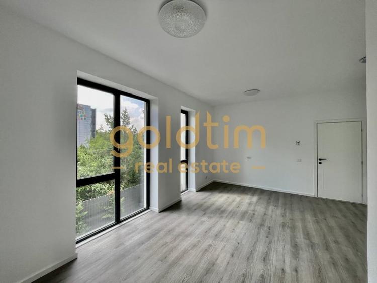 Duplex cu 7 camere cu Canalizare în Pipera
