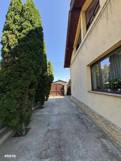 Casă cu 3 camere în 14 Mai