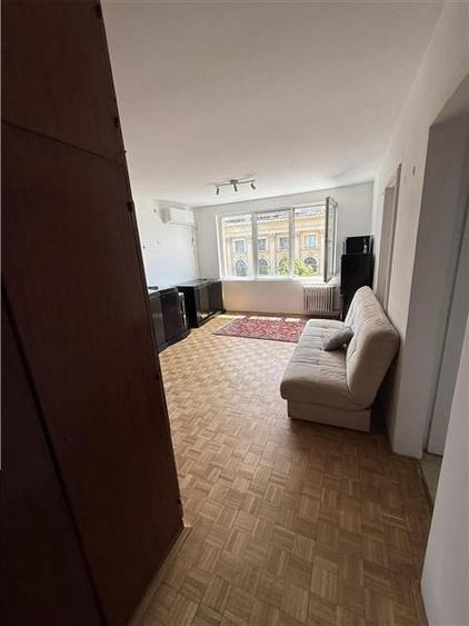 Apartament cu 2 camere decomandat în Știrbei Vodă