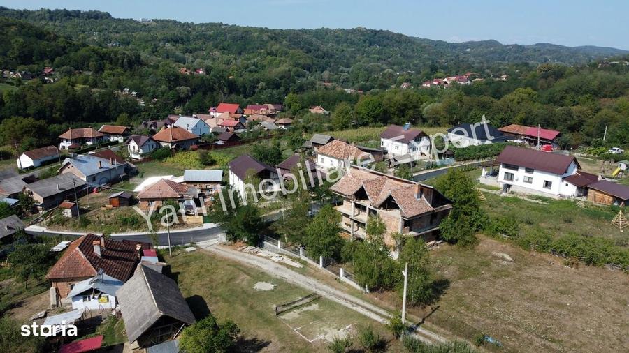 Casă cu 4 camere în Valea Danului