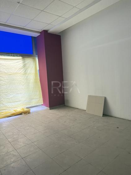 Spațiu comercial, de 86.319999694824 mp, în Rahova