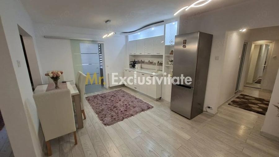 Apartament cu 3 camere decomandat în Eremia