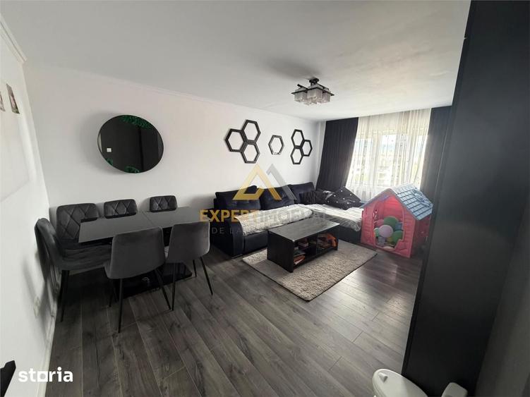 Apartament cu 3 camere în Vasile Alecsandri