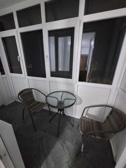 Apartament cu 2 camere decomandat în Rovine