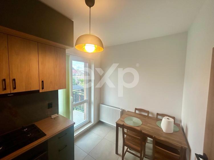 Apartament cu 2 camere decomandat, mobilat în Tractorul
