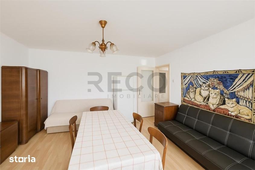 Apartament cu 4 camere decomandat în Nufărul