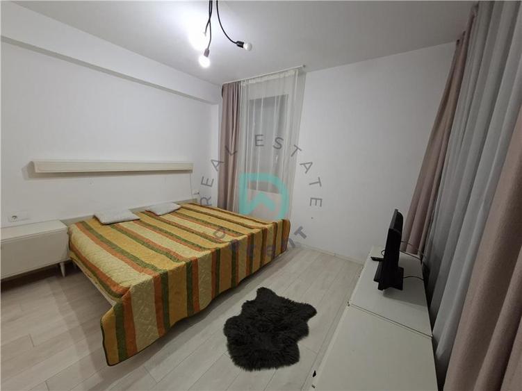 Apartament cu 3 camere semidecomandat în Bartolomeu