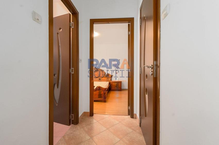 Apartament cu 2 camere semidecomandat, mobilat în Est