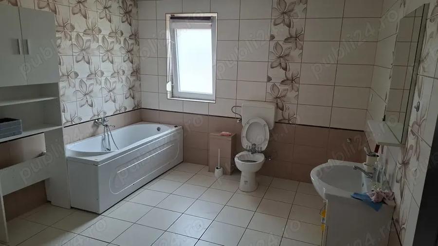 Casă cu 3 camere cu Teren 160 Mp în Paleu