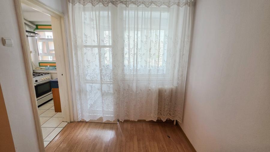 Garsonieră semidecomandată în Dristor