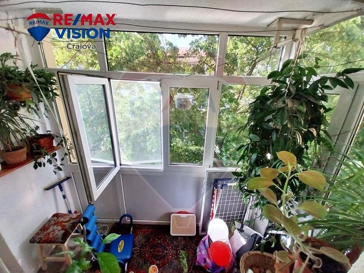 Apartament cu 3 camere decomandat în Valea Rosie