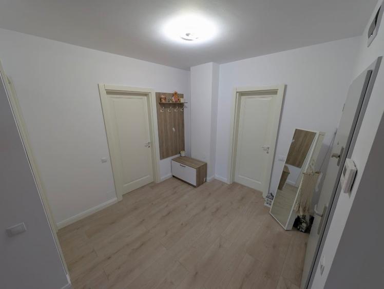 Apartament cu 3 camere decomandat, mobilat în Zorilor