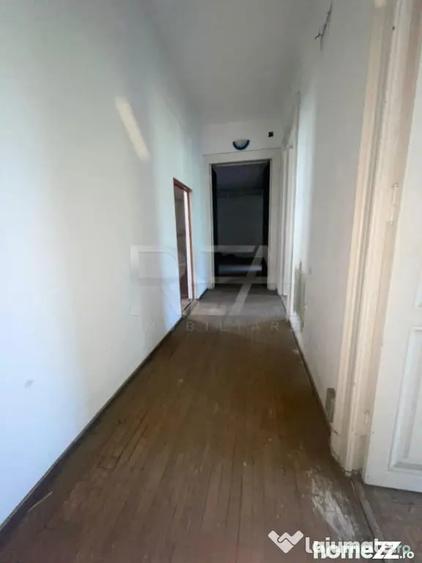 Casă cu 60 camere cu Teren 687 Mp în Unirii