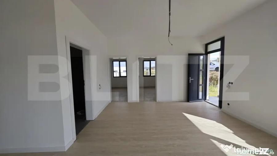 Casă cu 3 camere cu Teren 335 Mp în Paleu