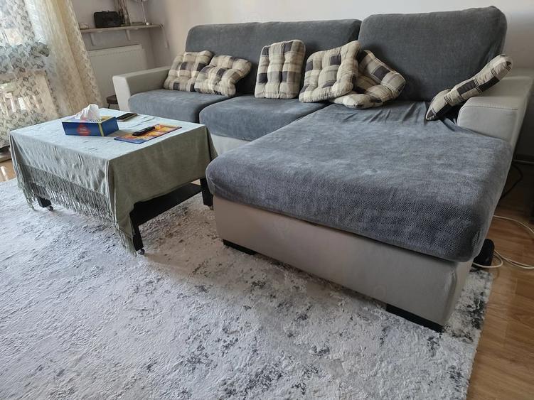 Apartament cu 2 camere decomandat în Dobroești