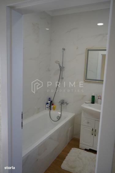 Casă cu 3 camere cu Canalizare în Livezeni