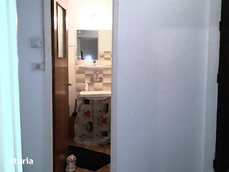 Garsonieră decomandată în Colentina