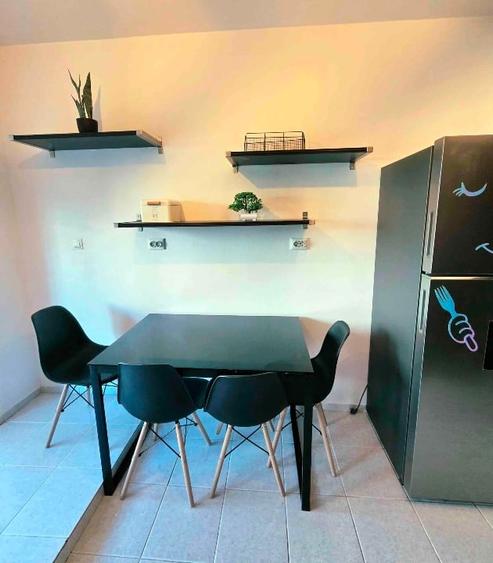 Apartament cu 3 camere decomandat, mobilat în Pantelimon