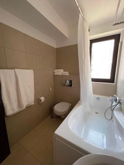 Apartament cu 2 camere semidecomandat în Pipera
