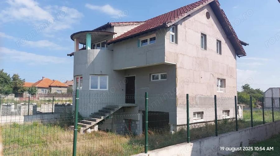 Casă în Central