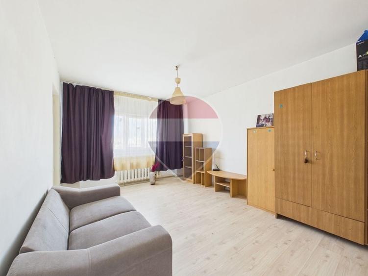 Apartament cu 2 camere decomandat, mobilat în Doamna Ghica