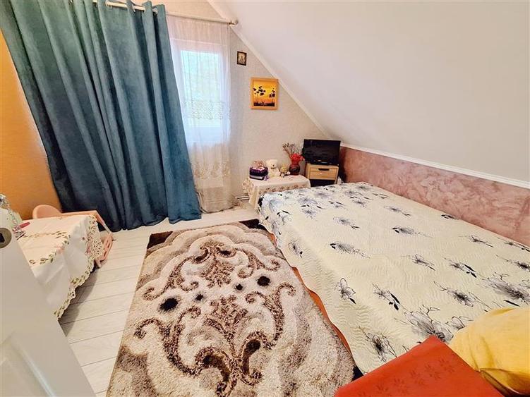 Casă individuală cu 3 camere cu Teren 263 Mp în 9 Mai