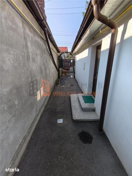 Casă cu 3 camere semidecomandat cu Teren 155 Mp în 23 August