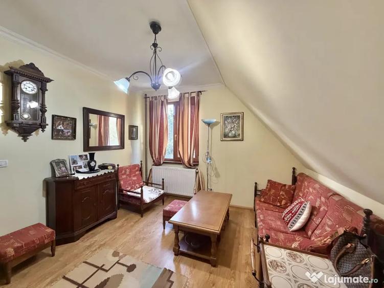 Casă cu 4 camere cu Teren 1050 Mp în Sânmihaiu Român